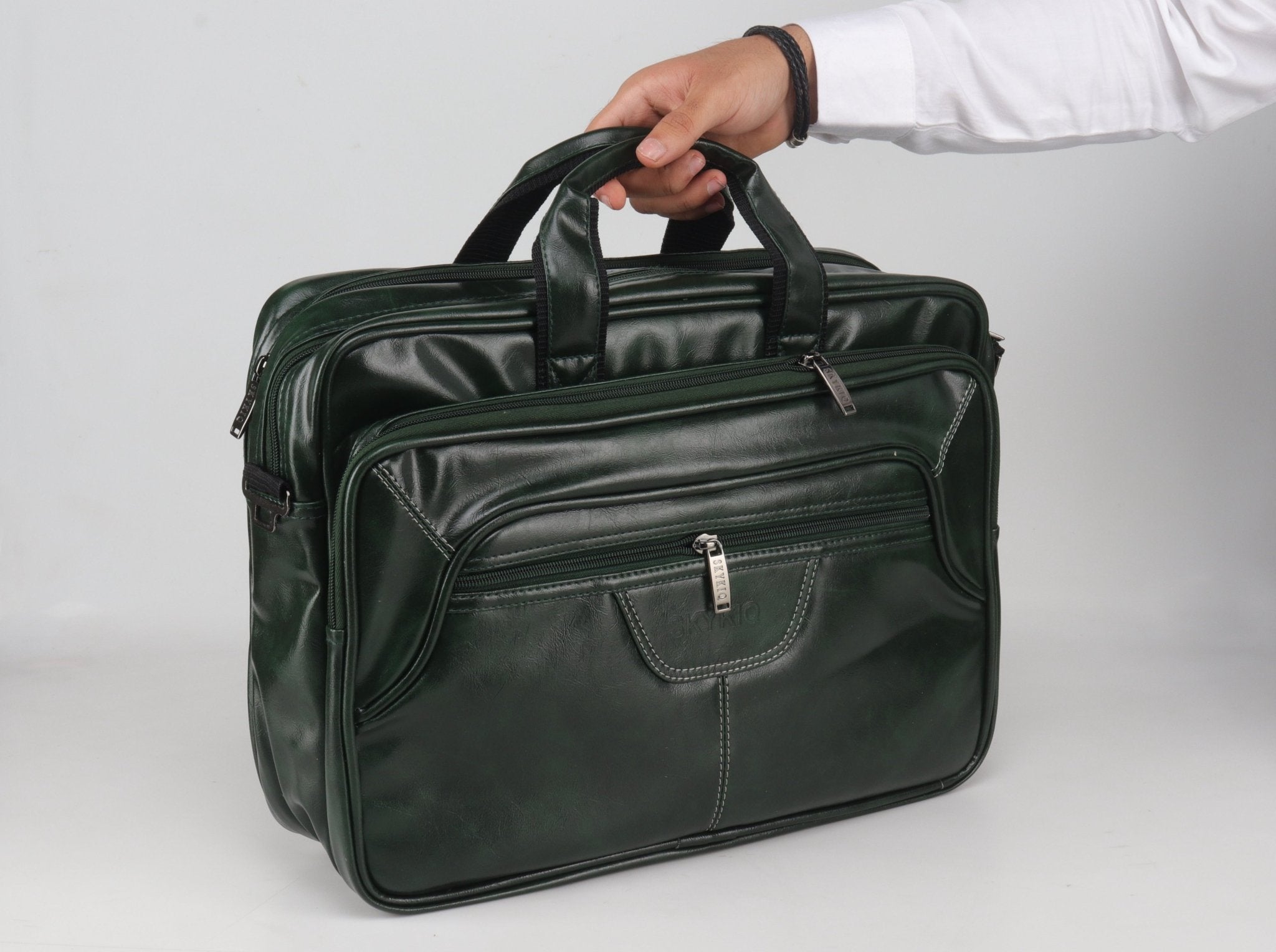 Professional Perfection: Men's Solid Office Laptop Bags - Sleek Style for Workday Efficiency - Flengo