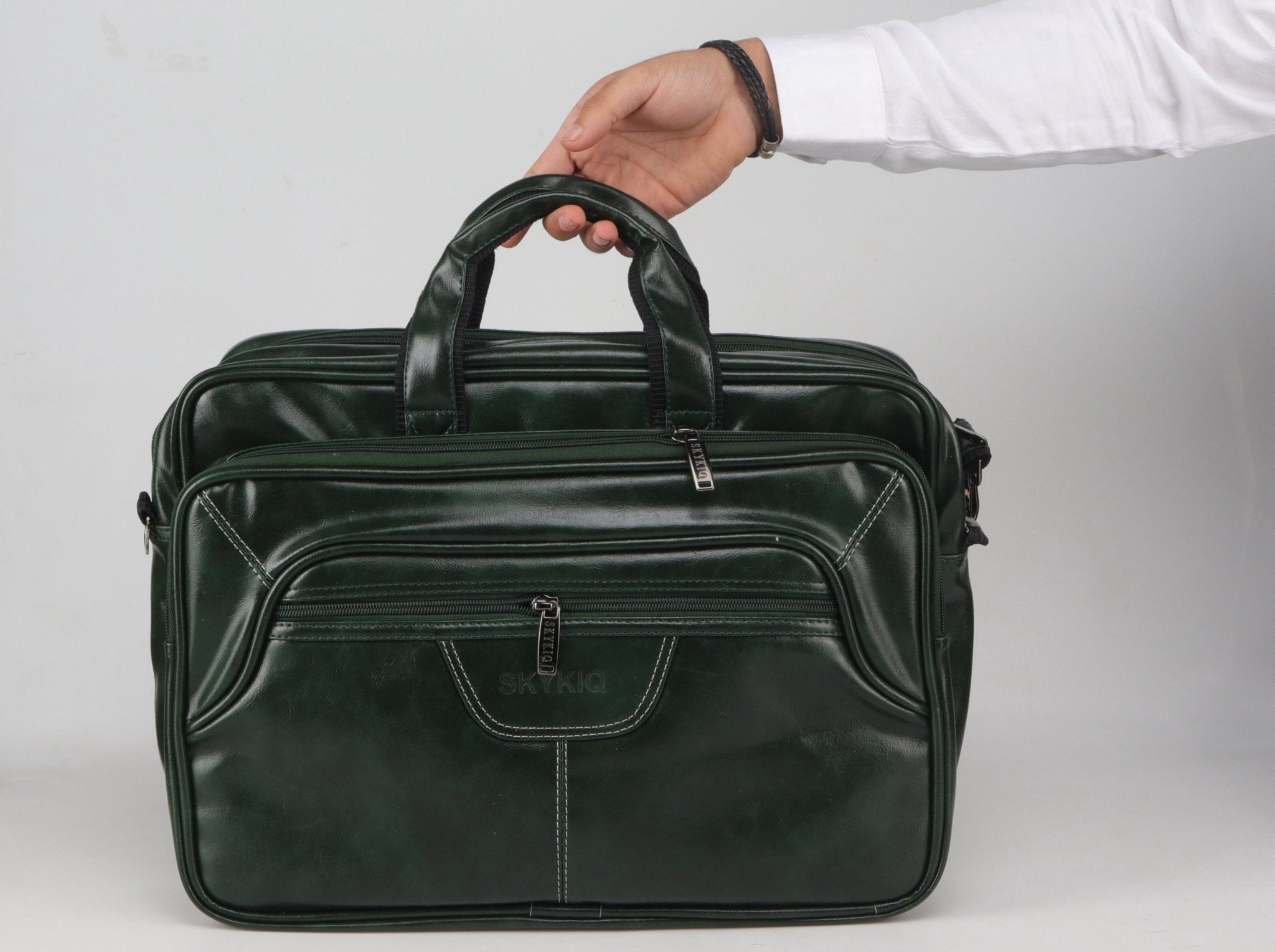 Professional Perfection: Men's Solid Office Laptop Bags - Sleek Style for Workday Efficiency - Flengo