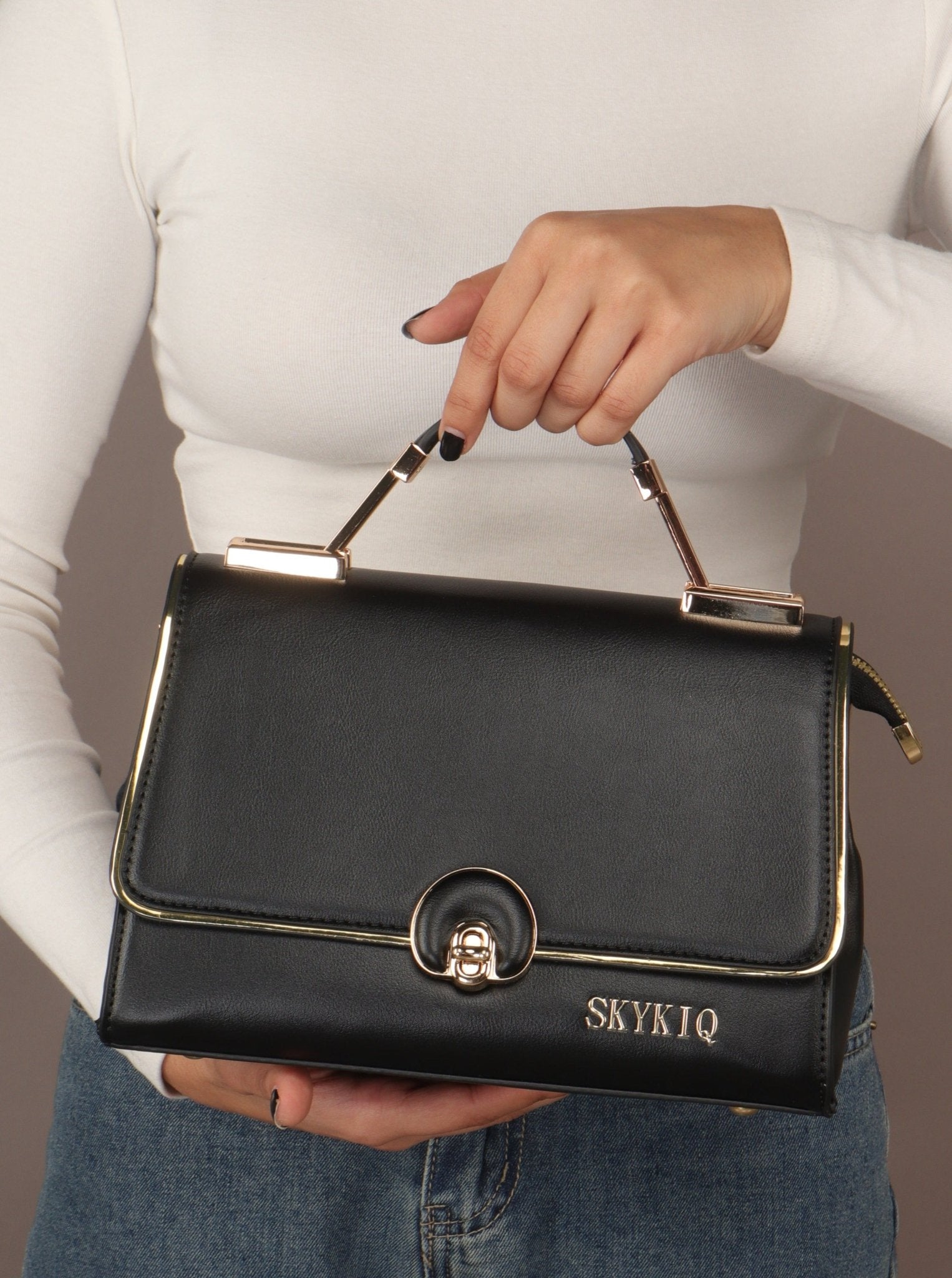 Structured Sling Bag - Flengo